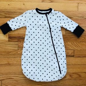 Boppy Apparel zippered bunting sleep sack